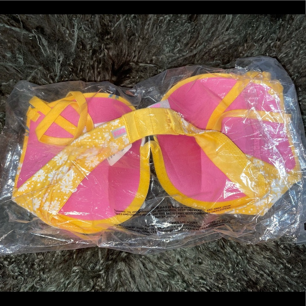 Brand new Victoria’s Secret PINK bra - Picture 2 of 3